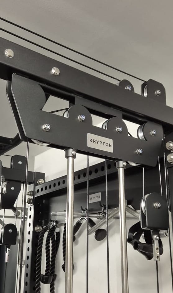 Multi-gym Krypton Sport XA-205 COMPACT con lat pulldown 1:1, 2 blocchi di peso da 110 kg, dip, peso totale 550 kg, nero opaco