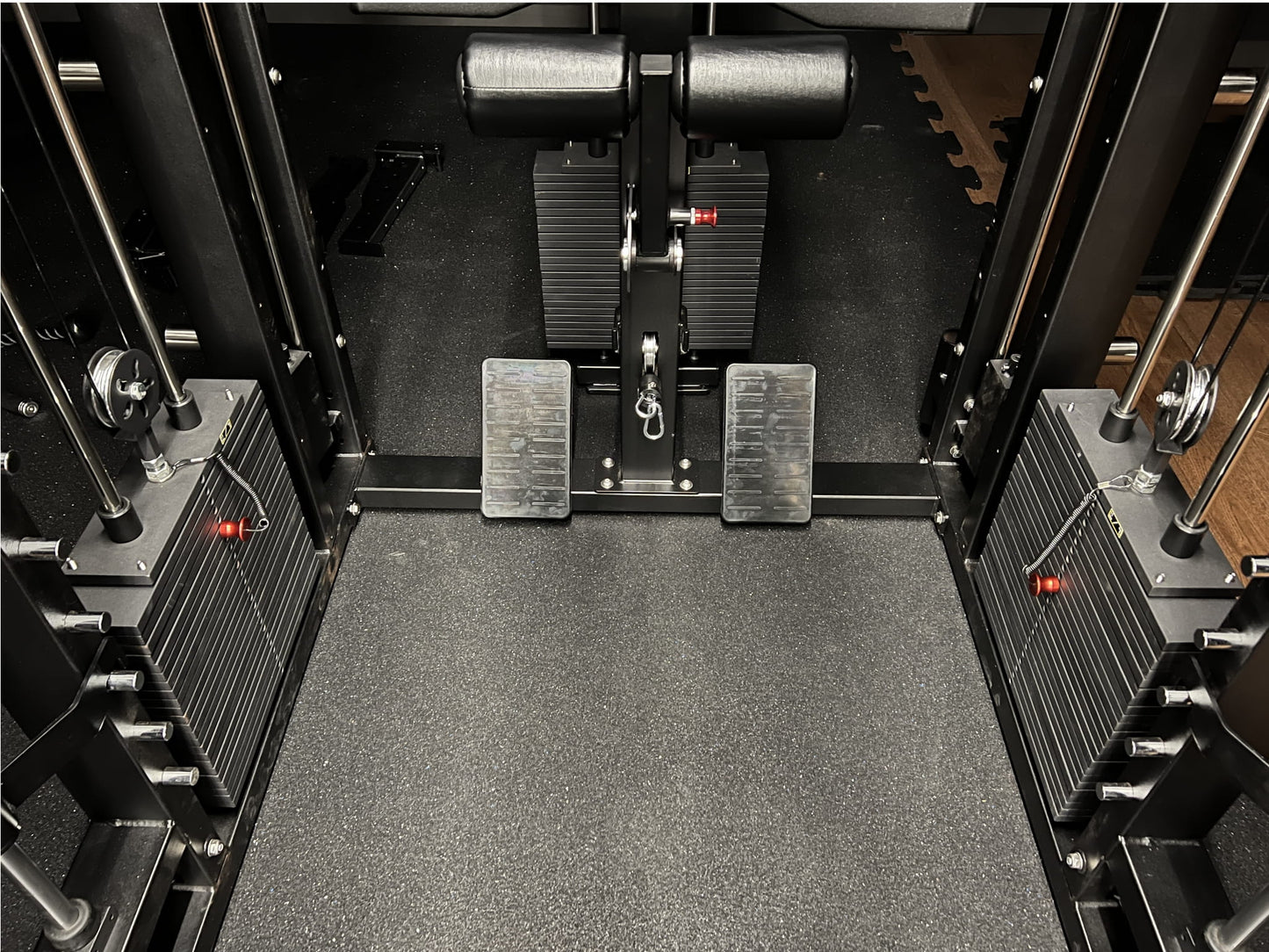 Krypton Sport XF-405 PRO MAX multi-gym con macchina Smith, 3 blocchi di peso da 120 kg, lat pulldown, dip, landmine, bracci di leva, peso totale 770 kg, nero opaco