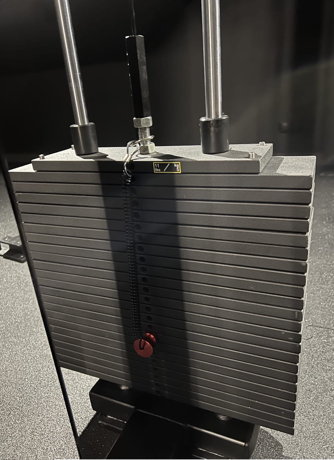 Krypton Sport XF-405 PRO MAX multi-gym con macchina Smith, 3 blocchi di peso da 120 kg, lat pulldown, dip, landmine, bracci di leva, peso totale 770 kg, nero opaco