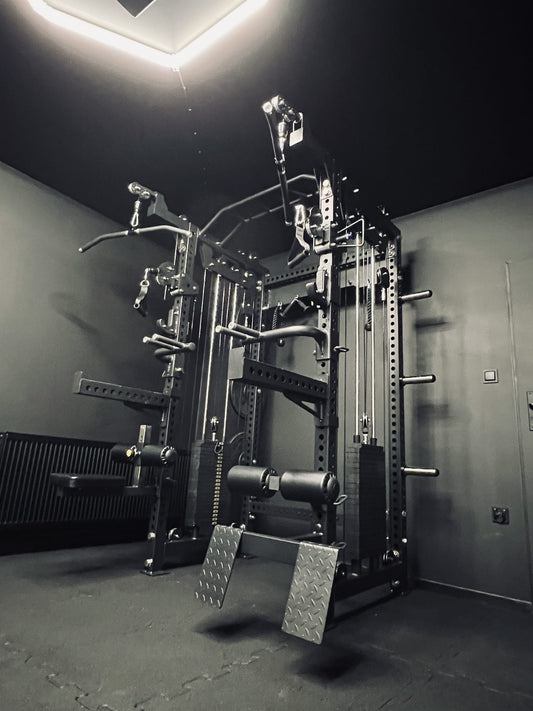 Multi-gym Krypton Sport XA-205 COMPACT con lat pulldown 1:1, 2 blocchi di peso da 110 kg, dip, peso totale 550 kg, nero opaco